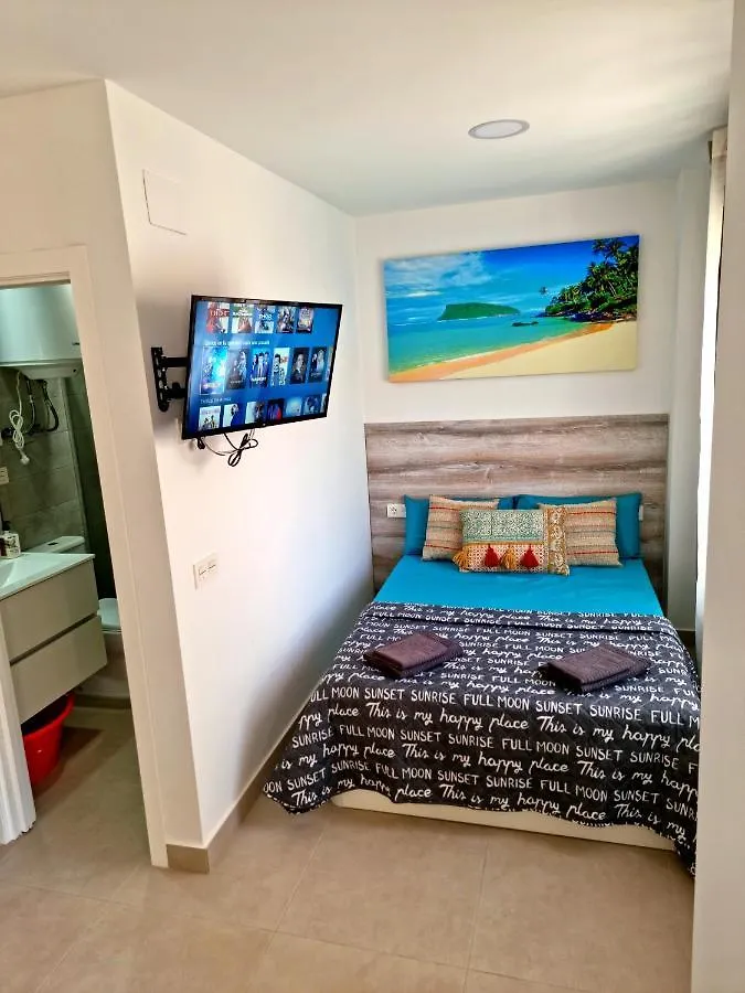 Apartamentos Elemar Free Luggage Storage Malaga 0*,