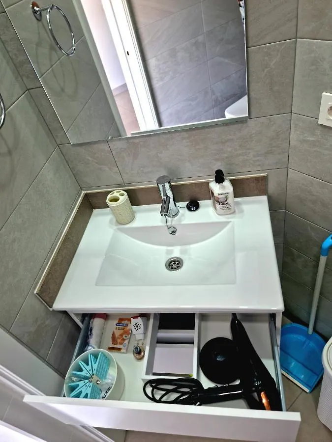 Apartamentos Elemar Free Luggage Storage Malaga