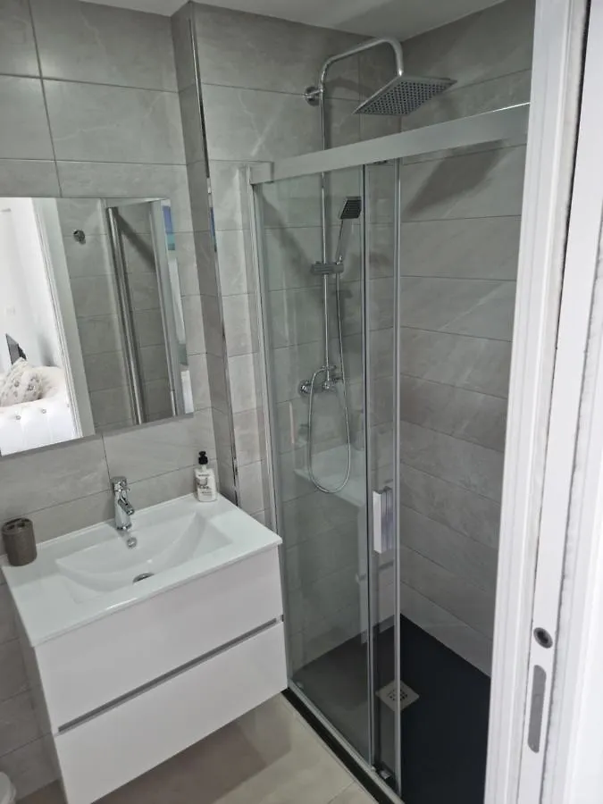 Apartamentos Elemar Free Luggage Storage Malaga Apartment