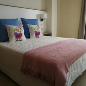 https://lanzarote-vacacional.in-canary-islands.com