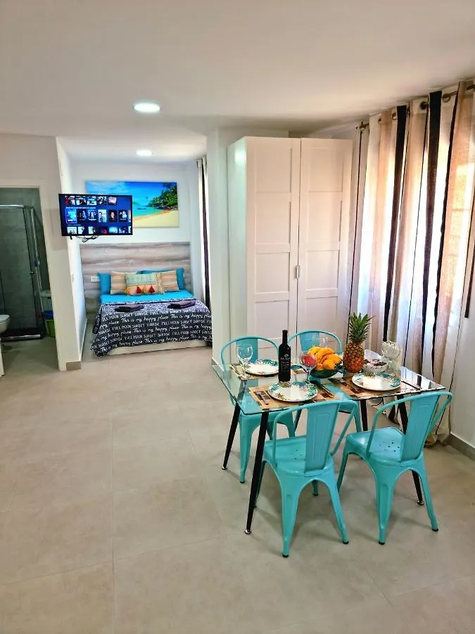 Apartamentos Elemar Free Luggage Storage Málaga 0*,